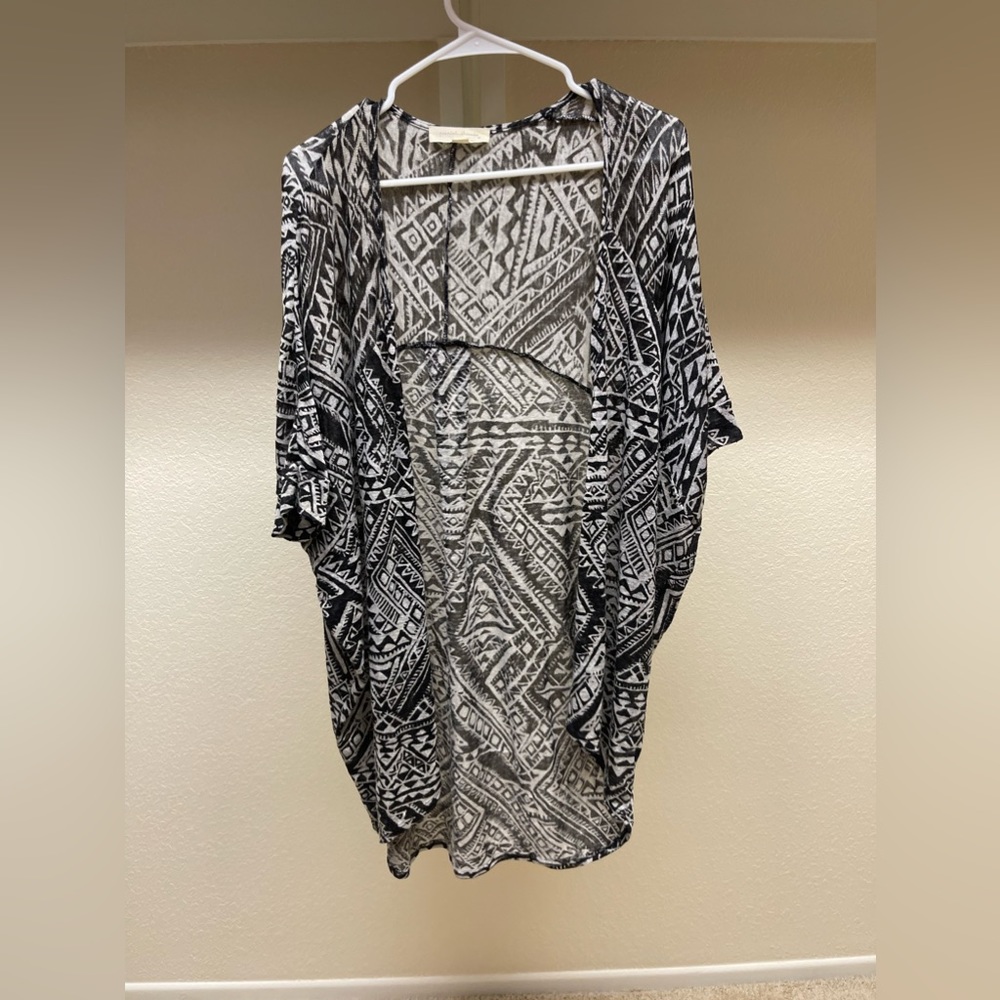 Soft (cotton) long designed cardigan short sleeve